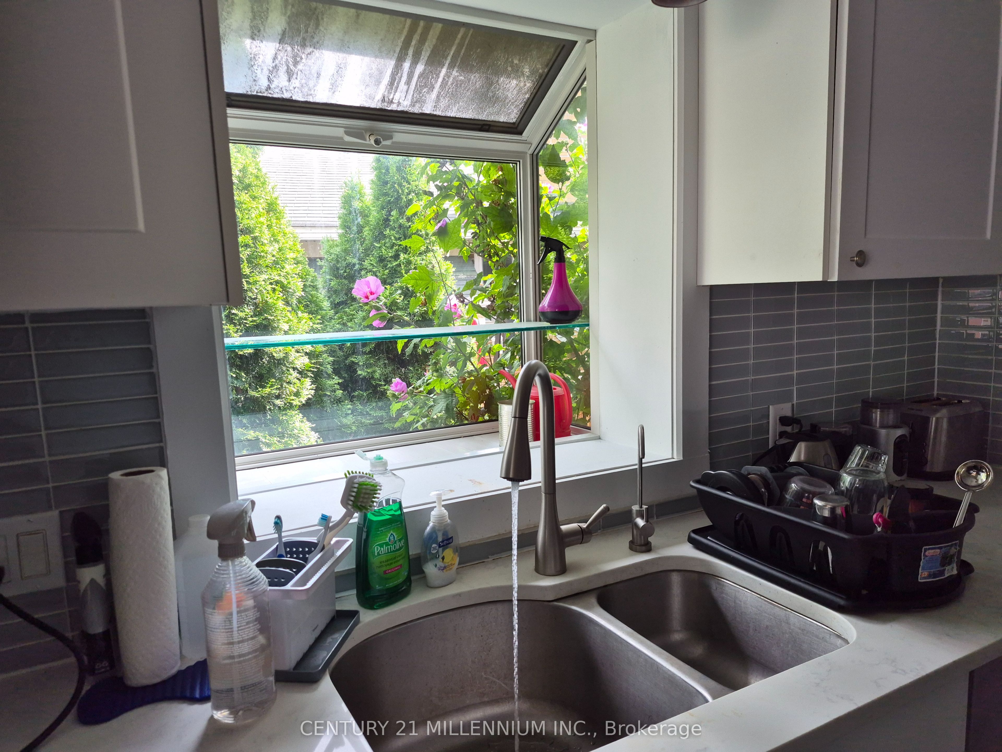 40 Meadowland Drive Property Photo 14