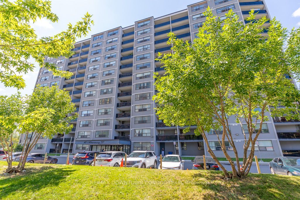 10 Tobermory Drive 1004
