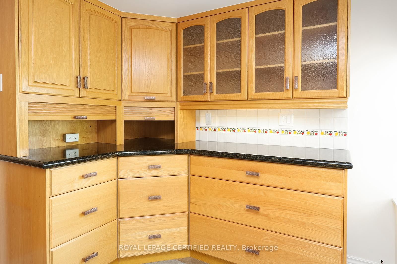 20 Cherrytree Drive 312 Property Photo 21