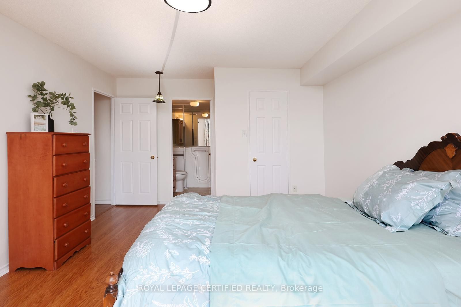 20 Cherrytree Drive 312 Property Photo 32