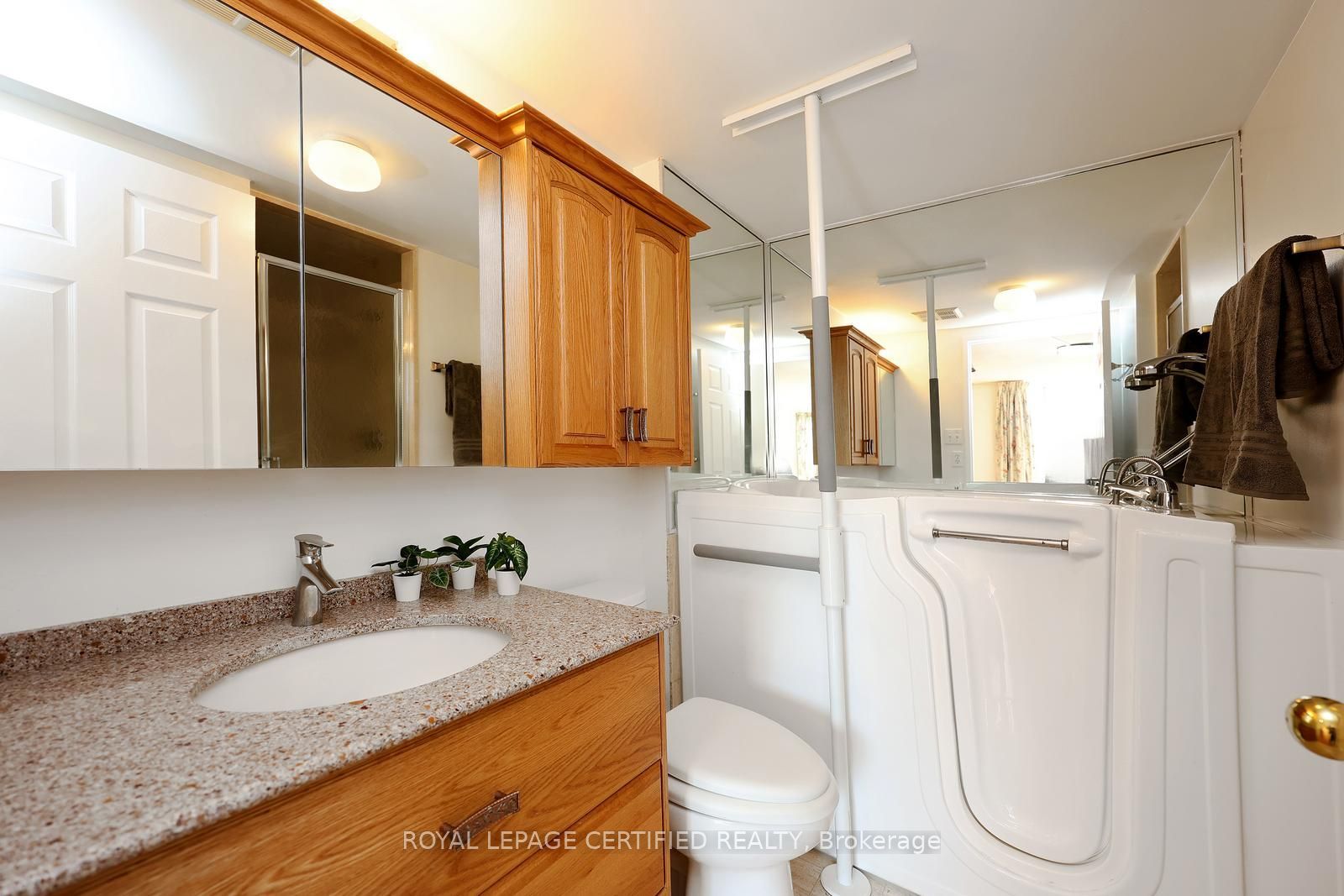 20 Cherrytree Drive 312 Property Photo 33