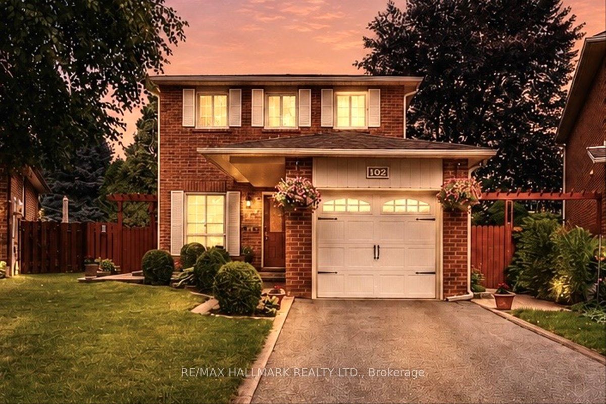 102 Trewartha Crescent Property Photo 1