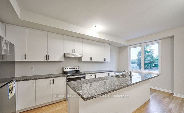 1449 National Common Property Photo 5