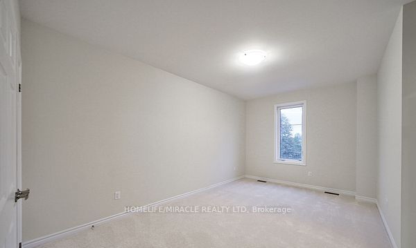 1449 National Common Property Photo 16