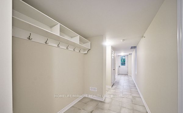 1449 National Common Property Photo 19