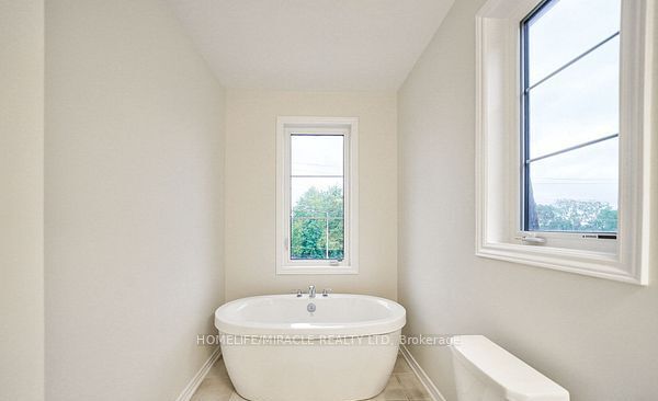 1449 National Common Property Photo 22