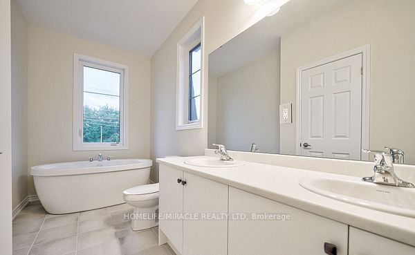1449 National Common Property Photo 25