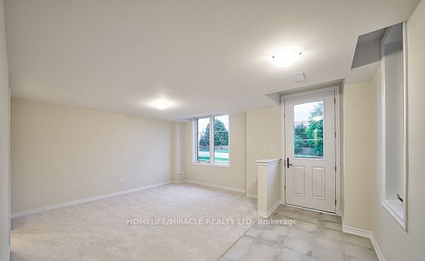 1449 National Common Property Photo 26