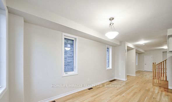 1449 National Common Property Photo 27