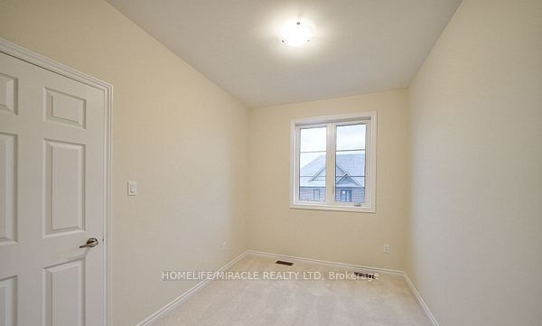 1449 National Common Property Photo 35