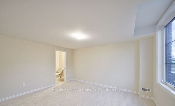 1449 National Common Property Photo 36