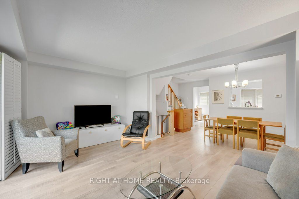 2300 Brays Lane 9 Property Photo 11