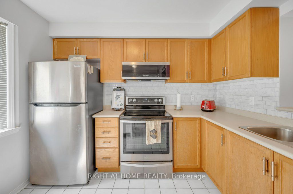 2300 Brays Lane 9 Property Photo 15