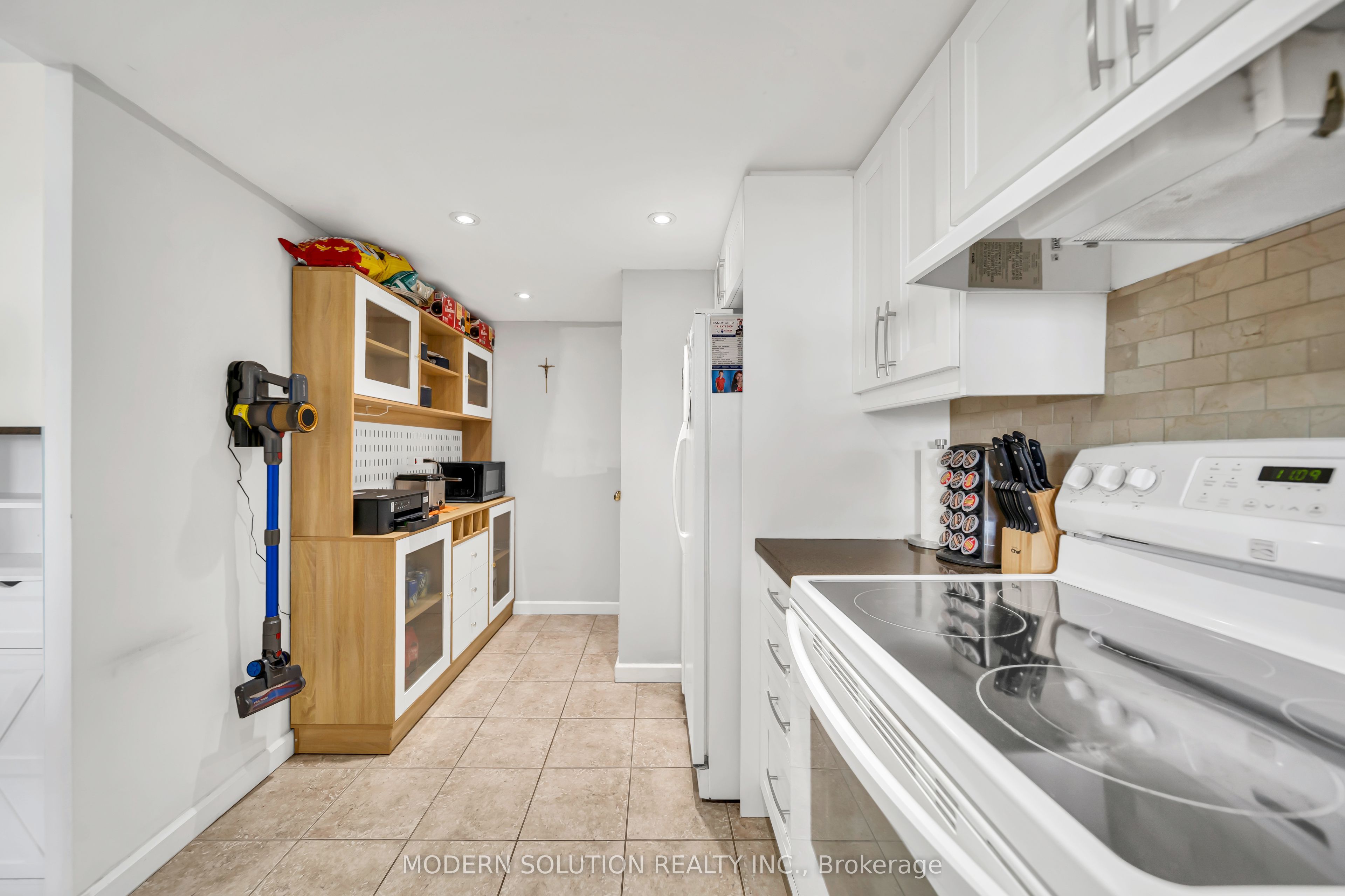 20 Cherrytree Drive 501 Property Photo 22
