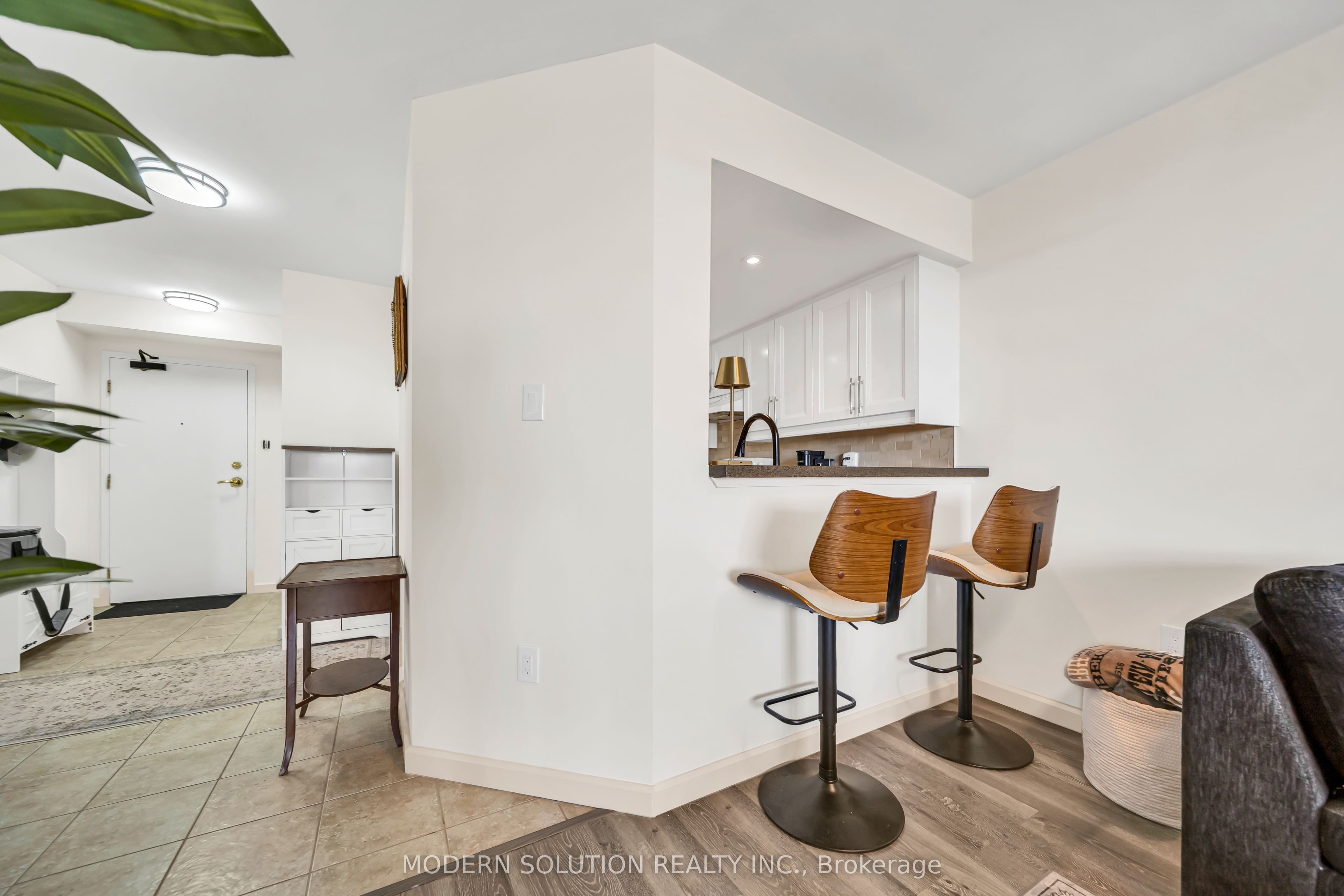 20 Cherrytree Drive 501 Property Photo 25