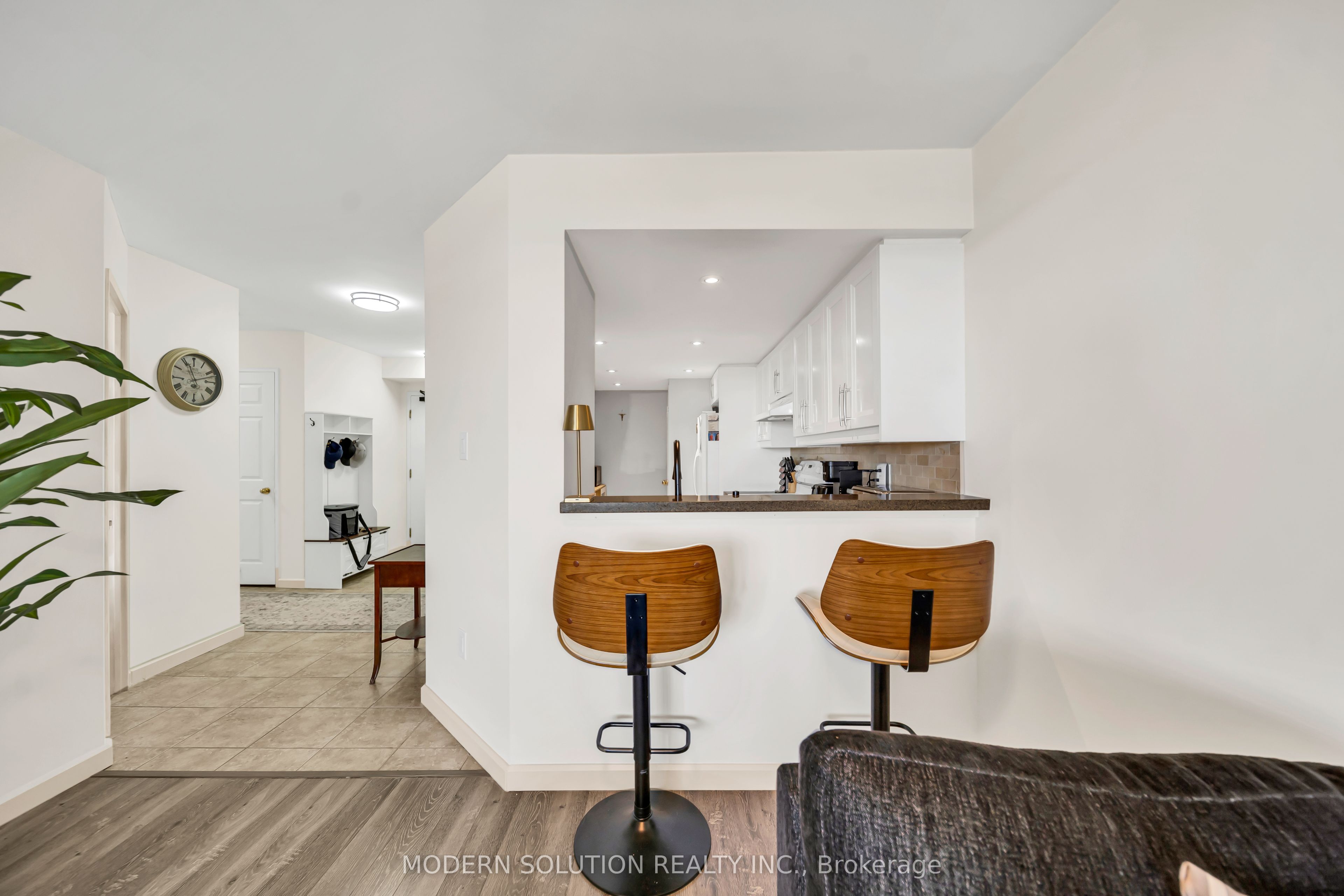 20 Cherrytree Drive 501 Property Photo 26