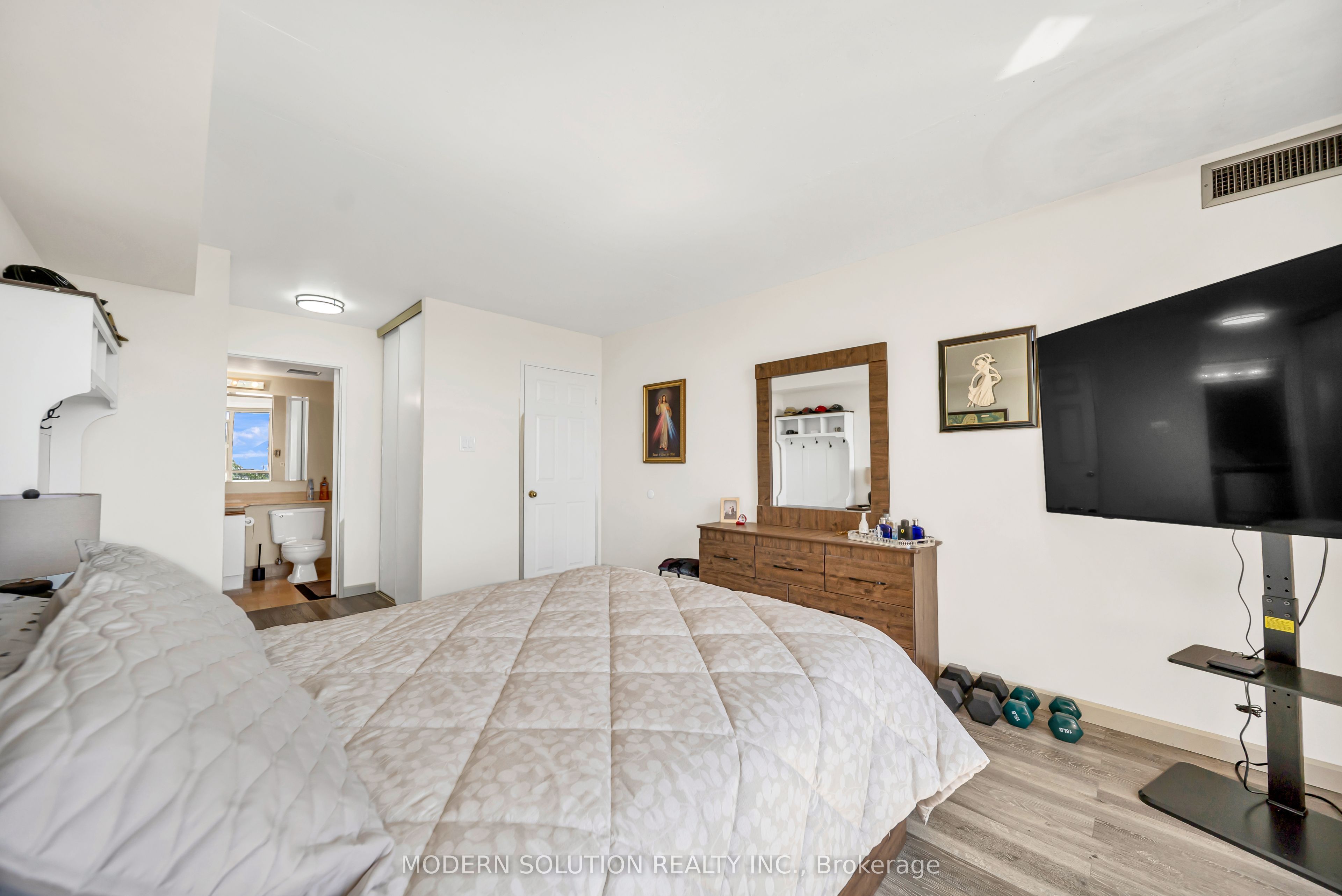 20 Cherrytree Drive 501 Property Photo 37