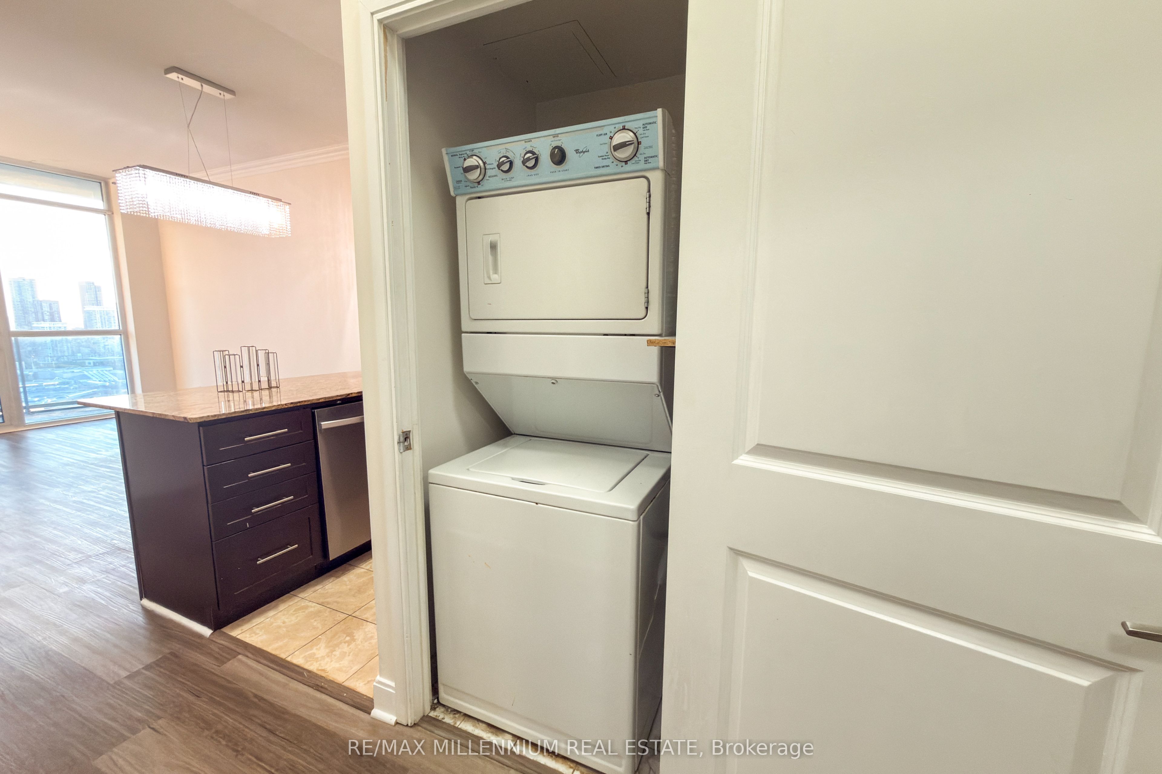 80 Absolute Avenue Lph06 Property Photo 14