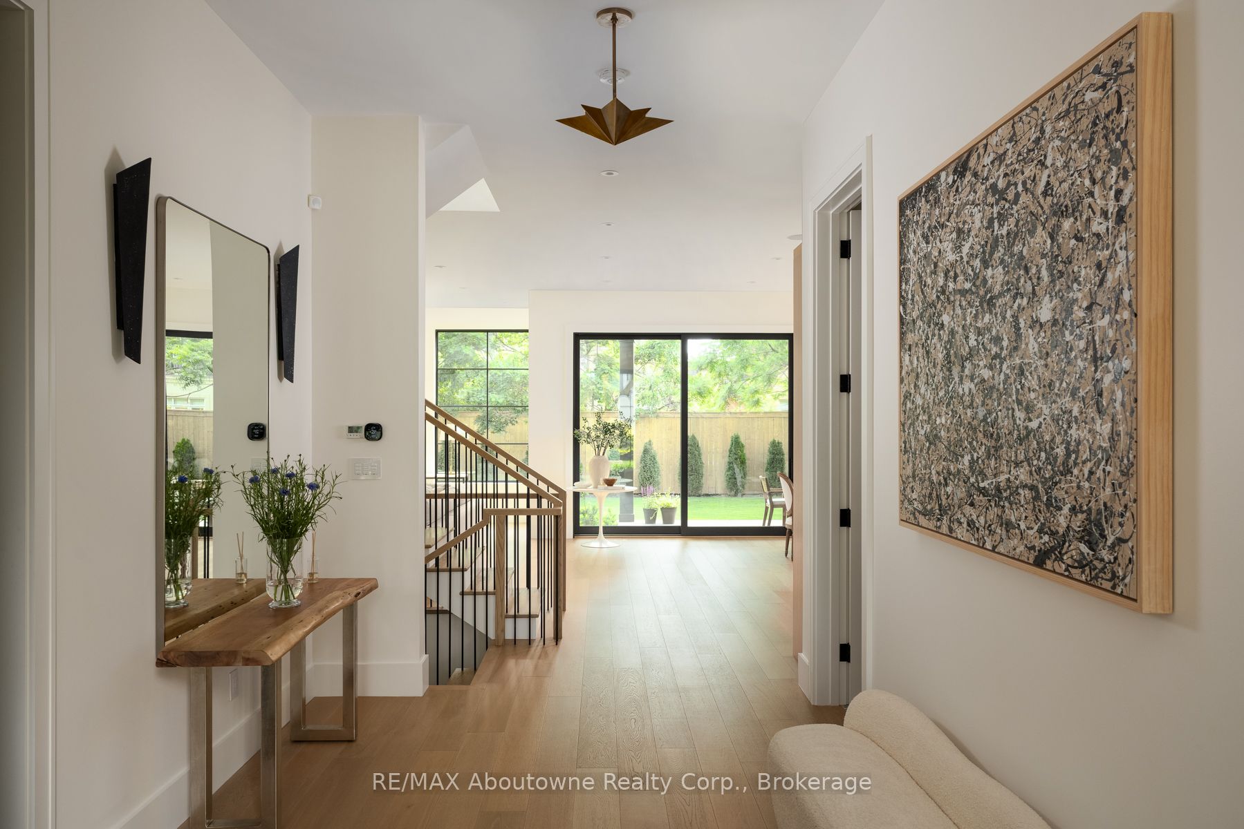 203 Weybourne Road Property Photo 8