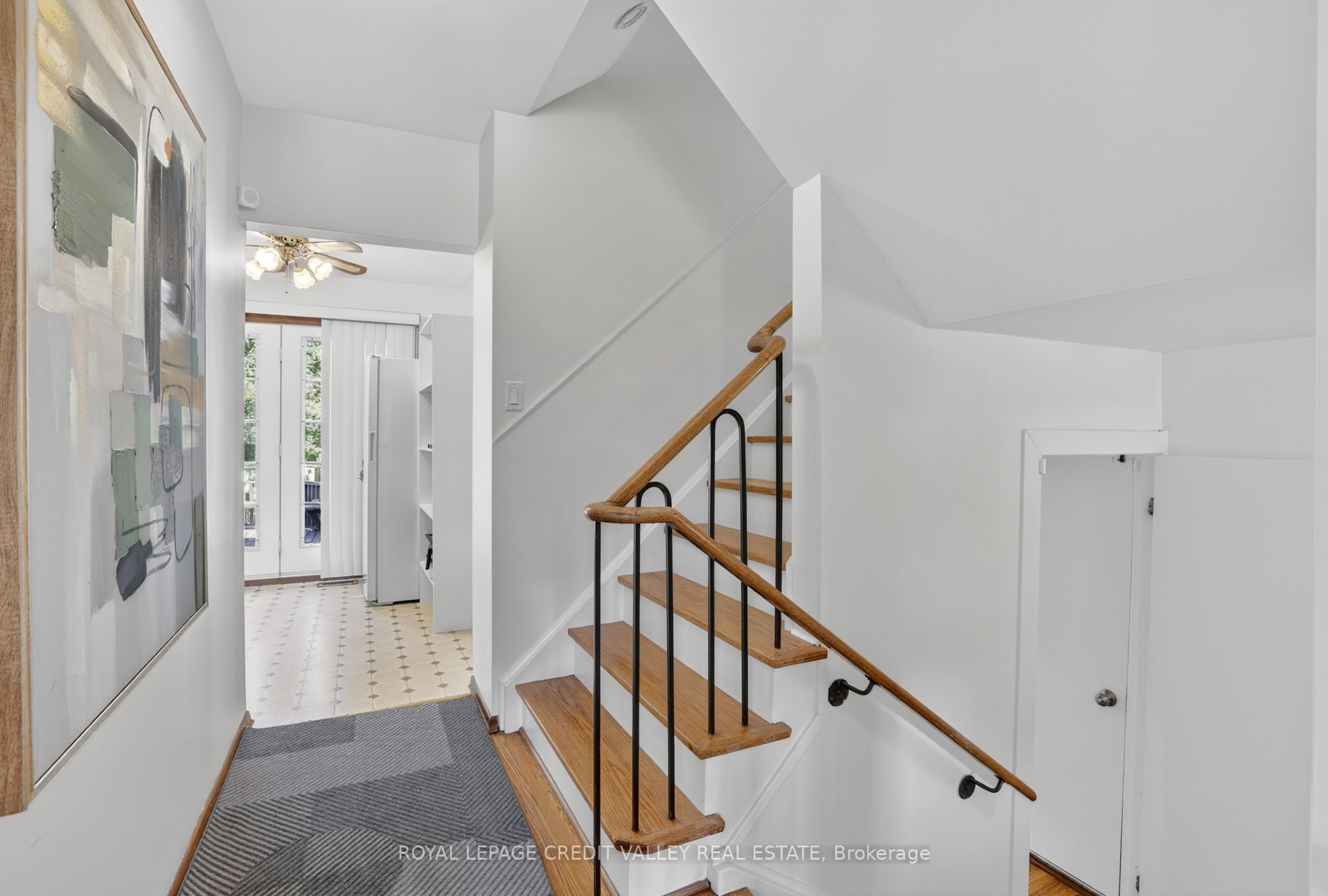 32 Farmington Drive Property Photo 8