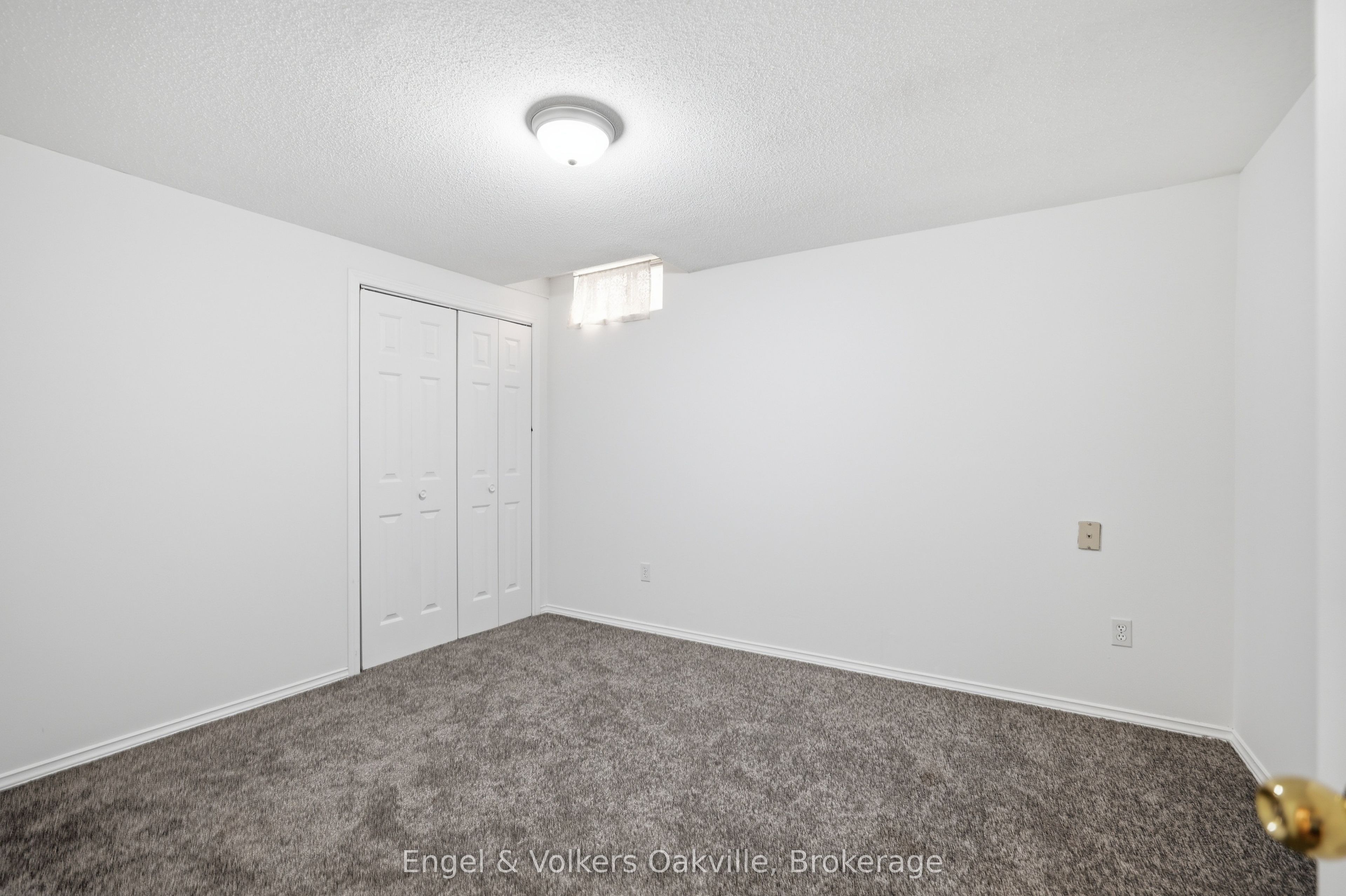 1245 Creekside Drive Property Photo 34