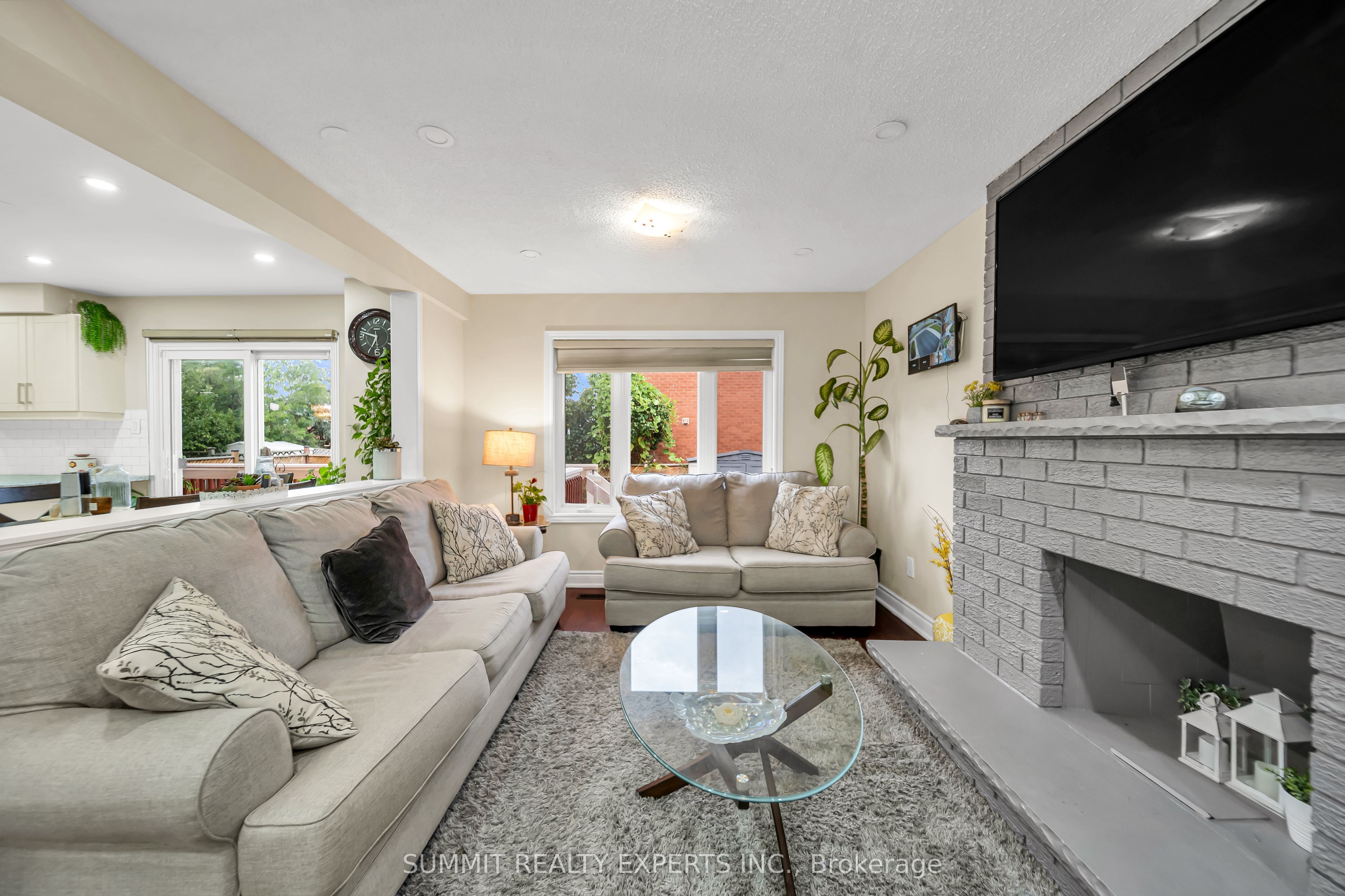 29 Coronation Circle Property Photo 15