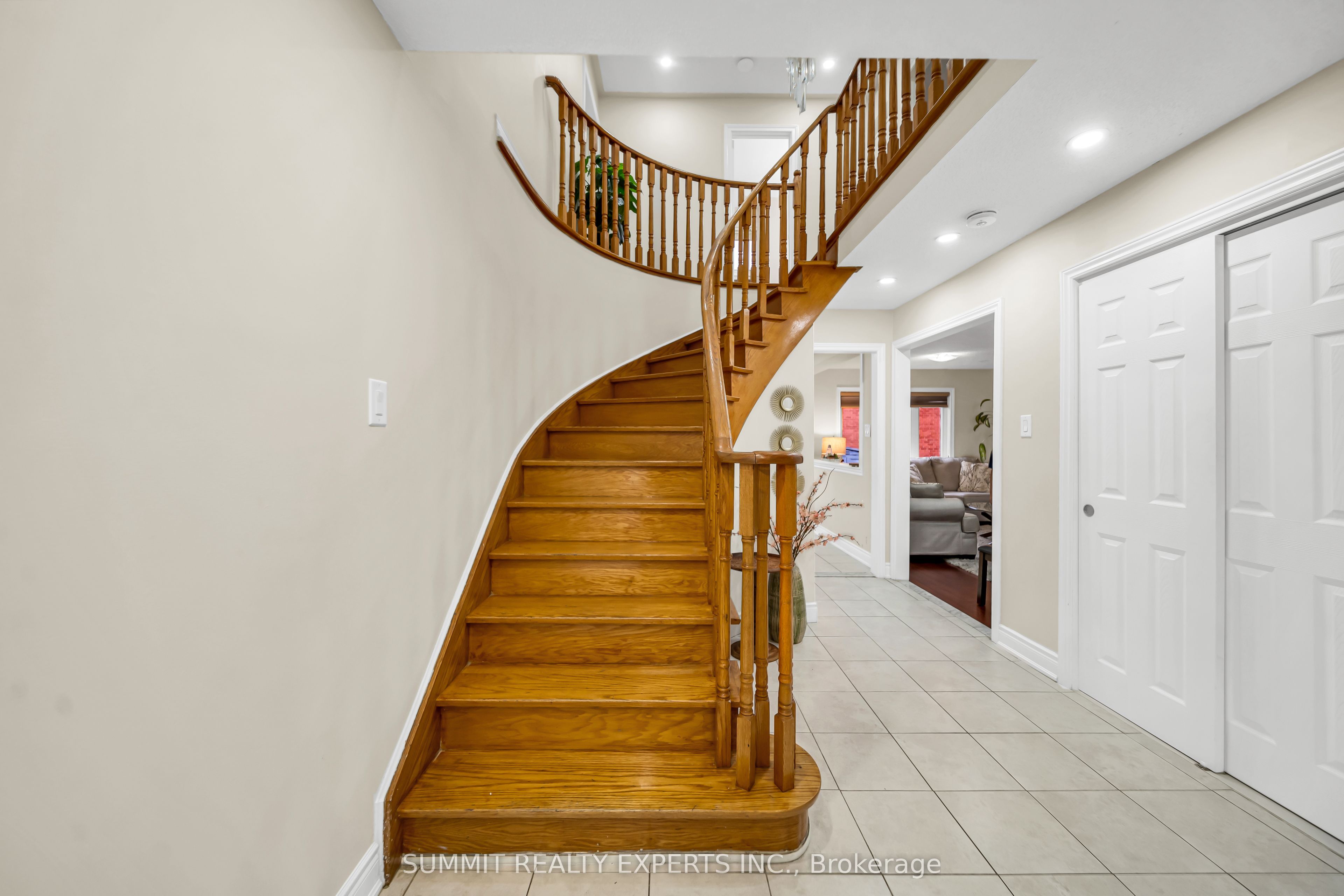 29 Coronation Circle Property Photo 21