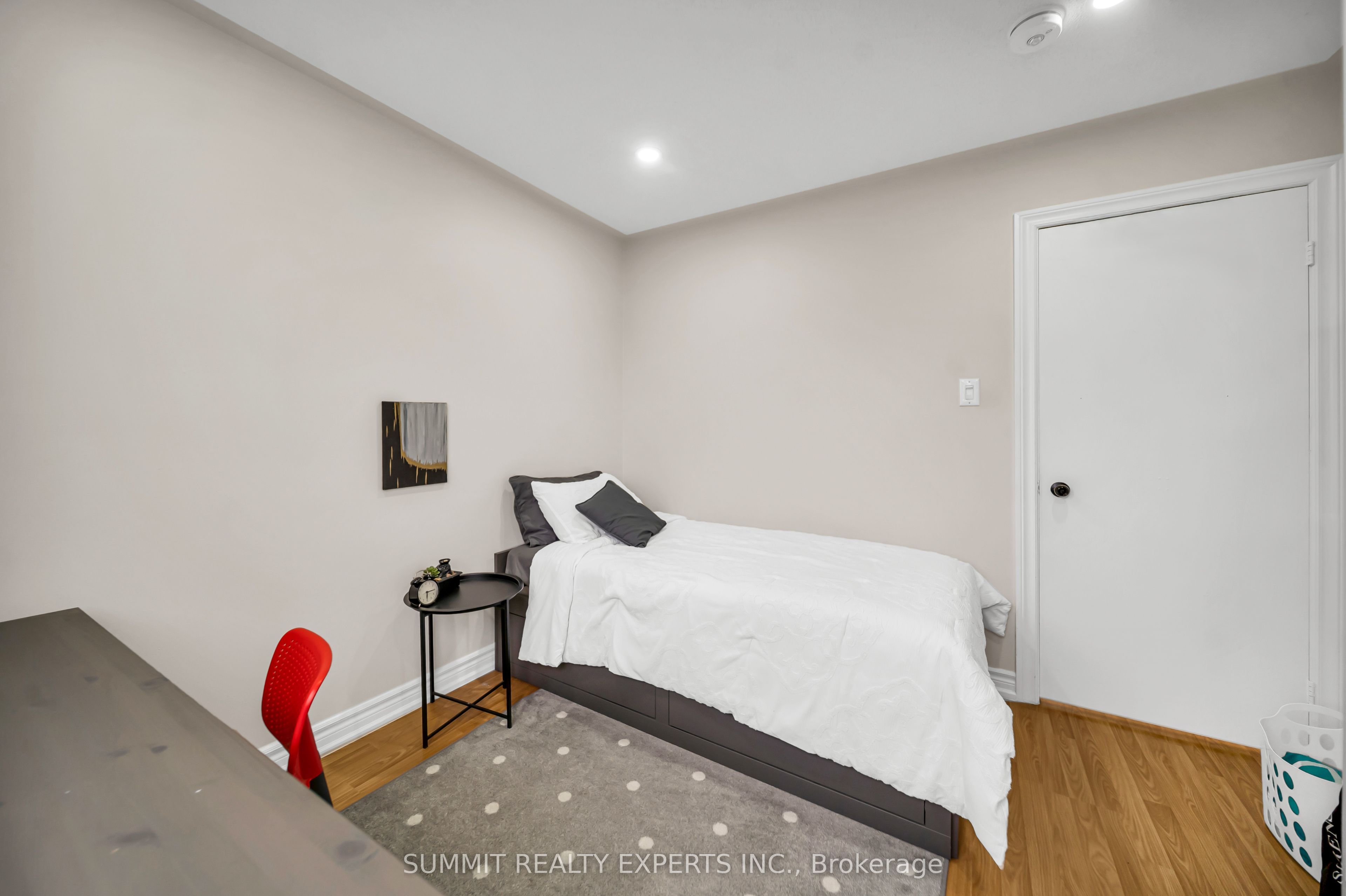 29 Coronation Circle Property Photo 28