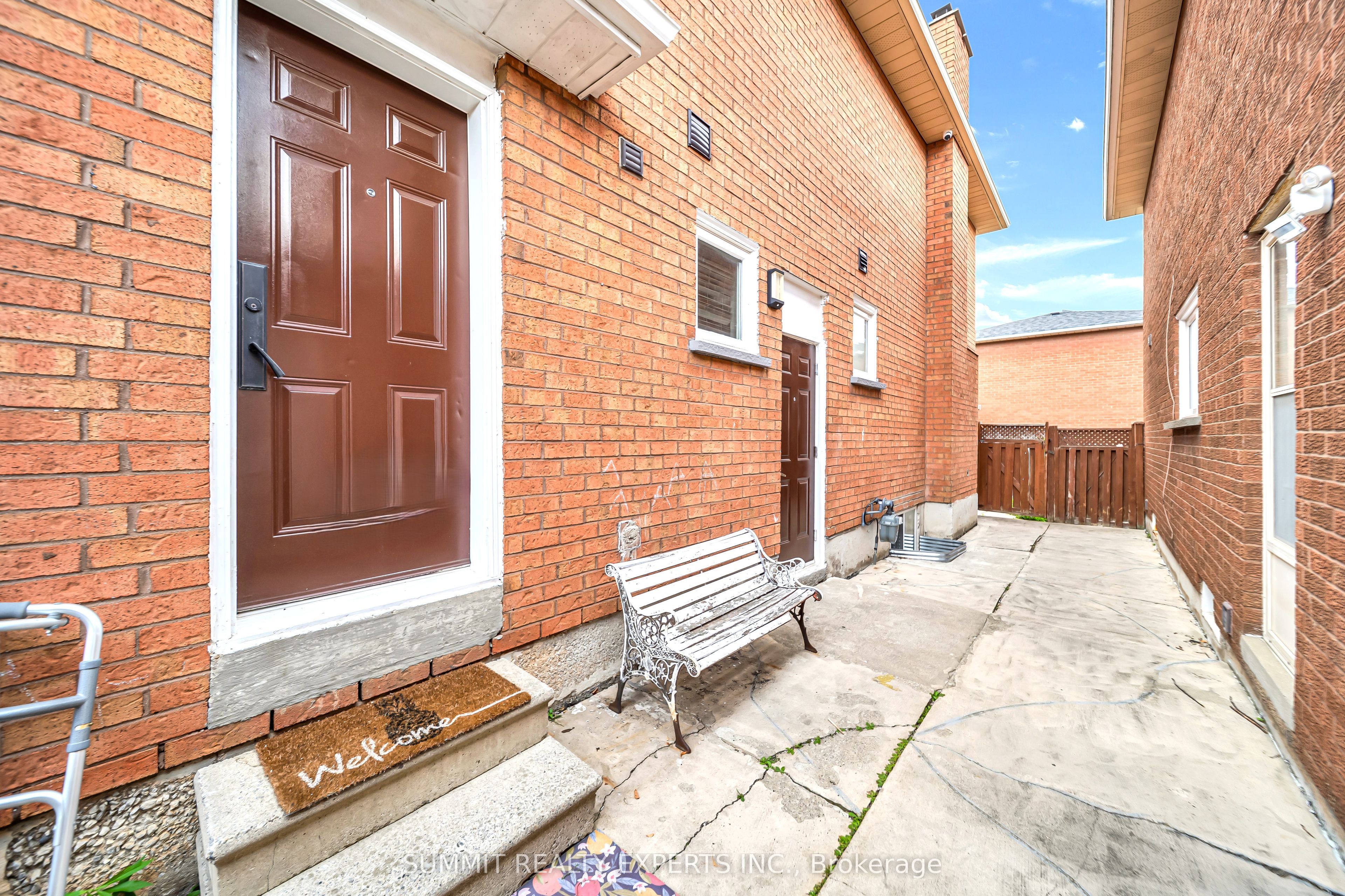 29 Coronation Circle Property Photo 45