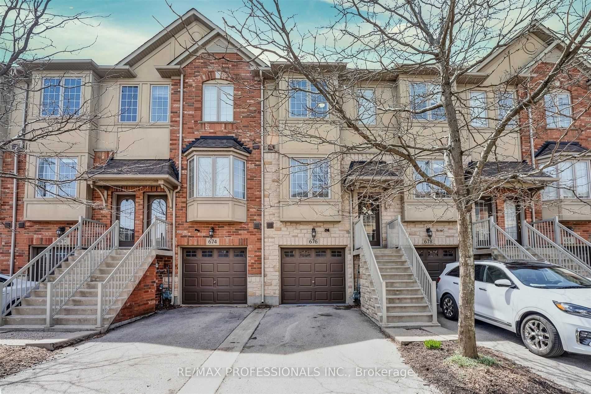 676 Rowley Common Property Photo 1