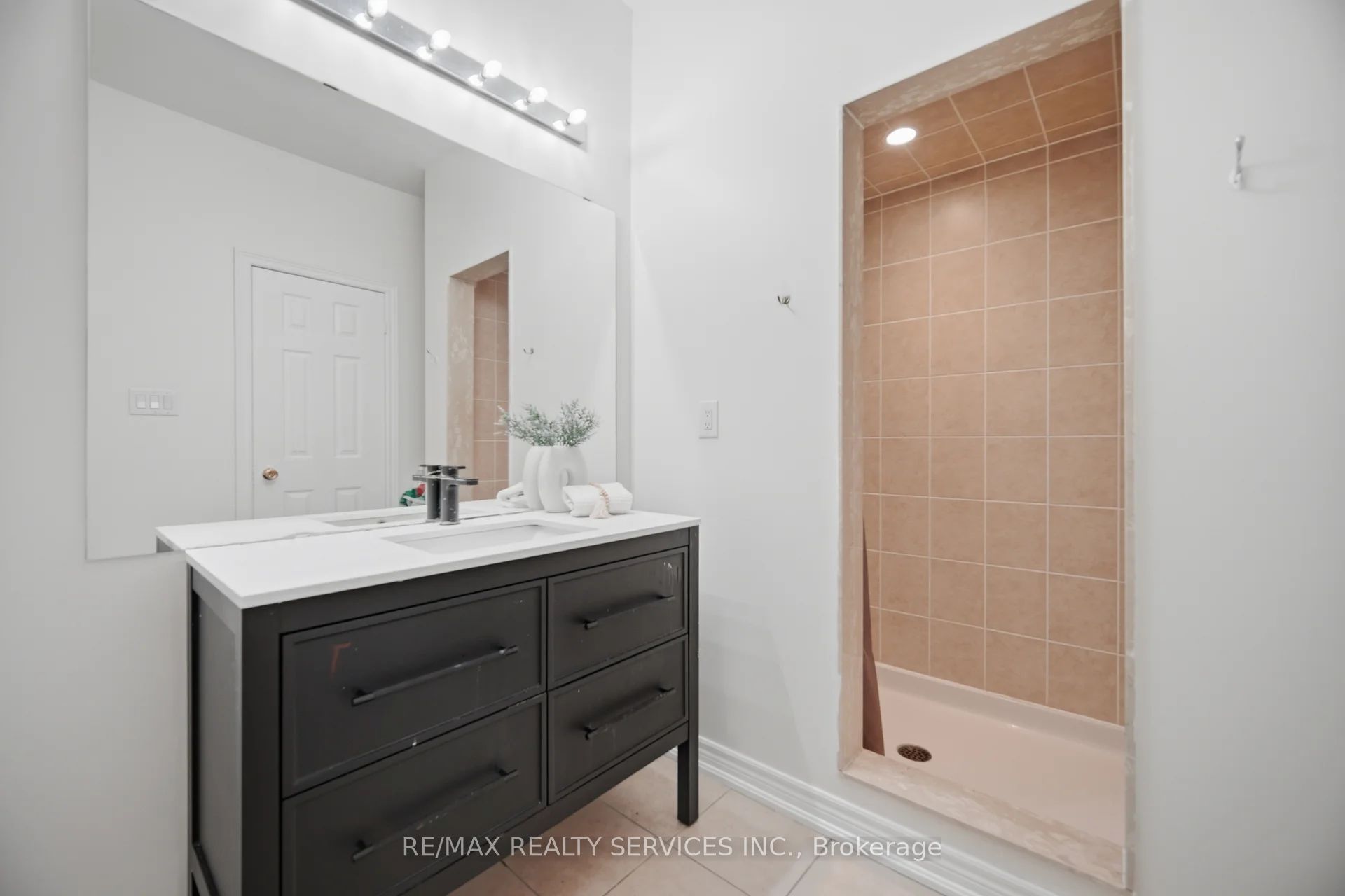 40 Balin Crescent Property Photo 16