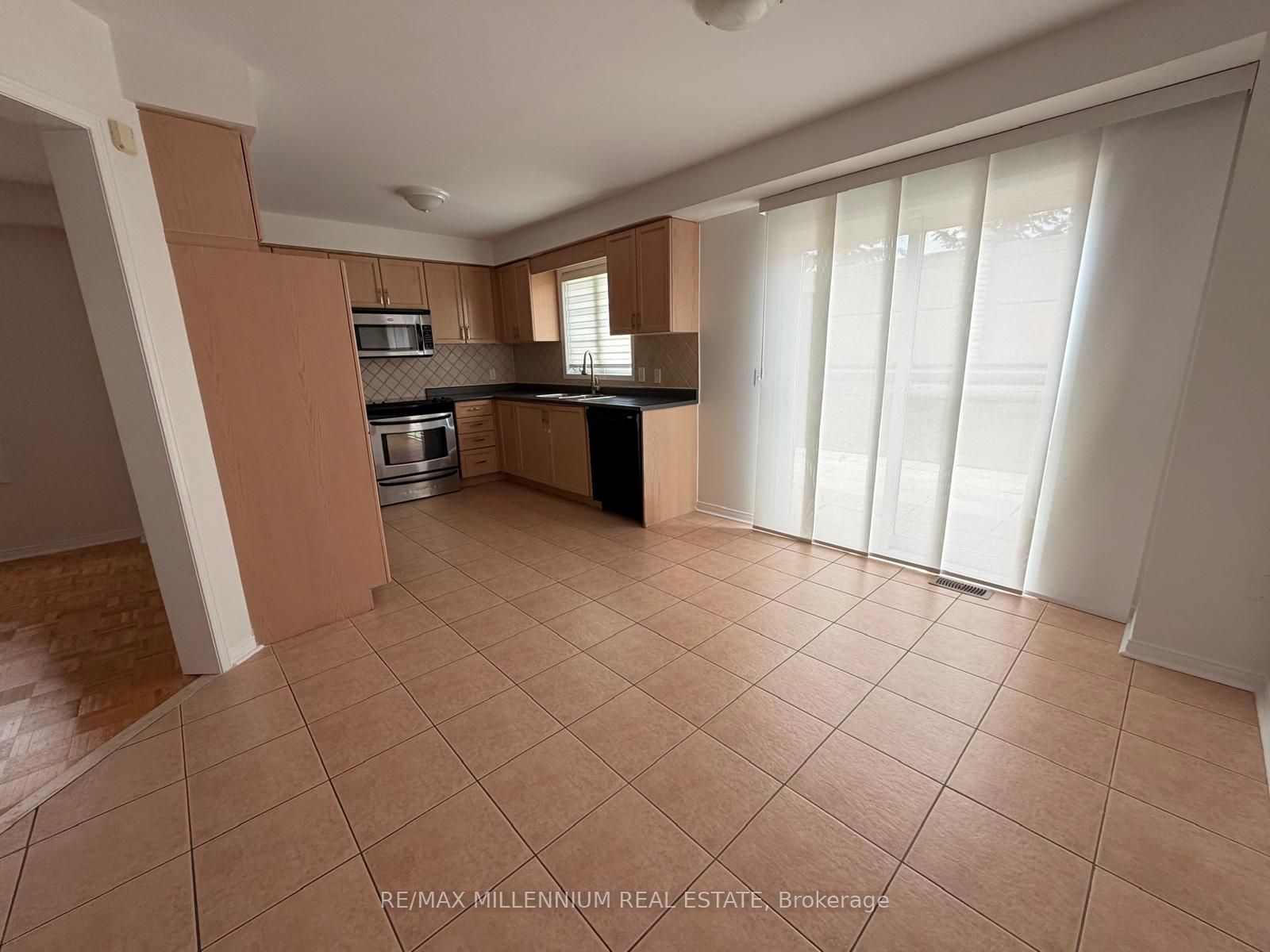 4 Flower Trail Property Photo 6