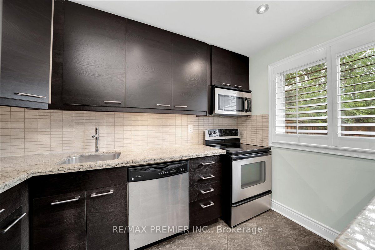485 Timber Lane Property Photo 15
