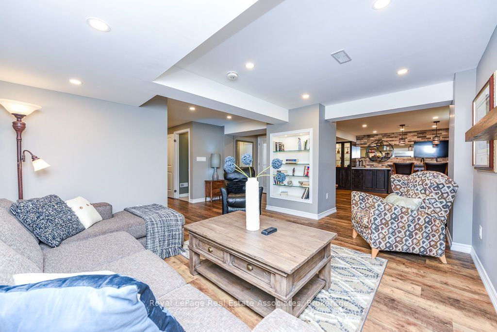4 Abelia Street Property Photo 23