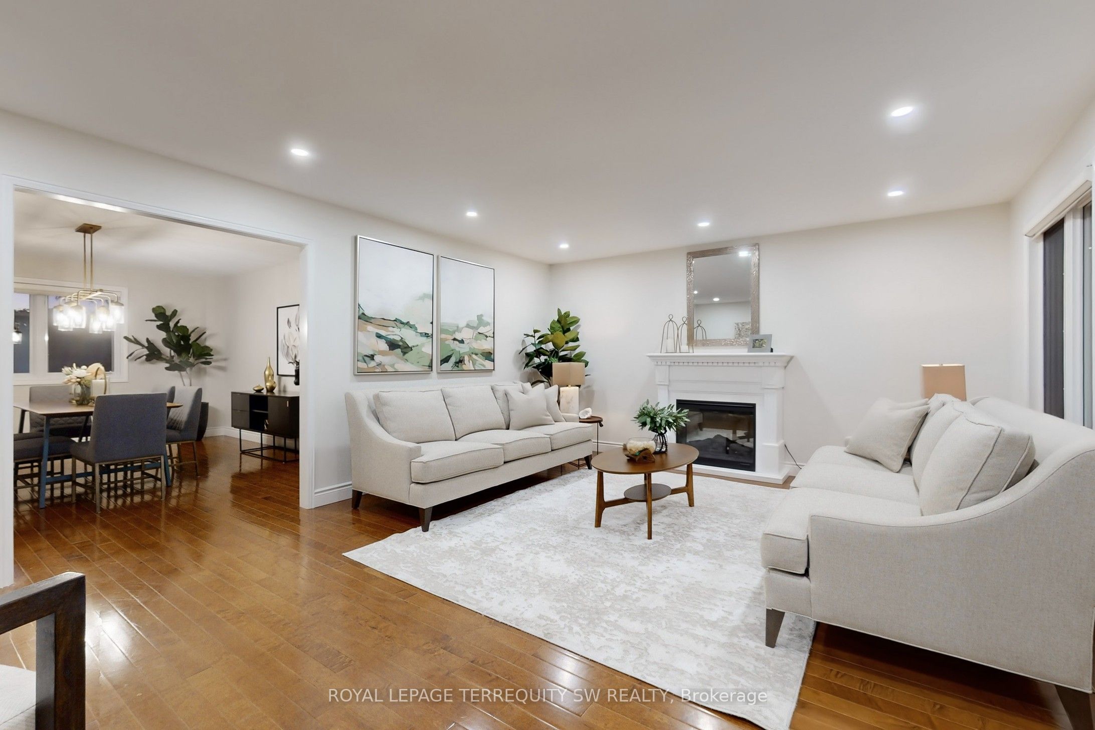 8 Chalmers Court Property Photo 3