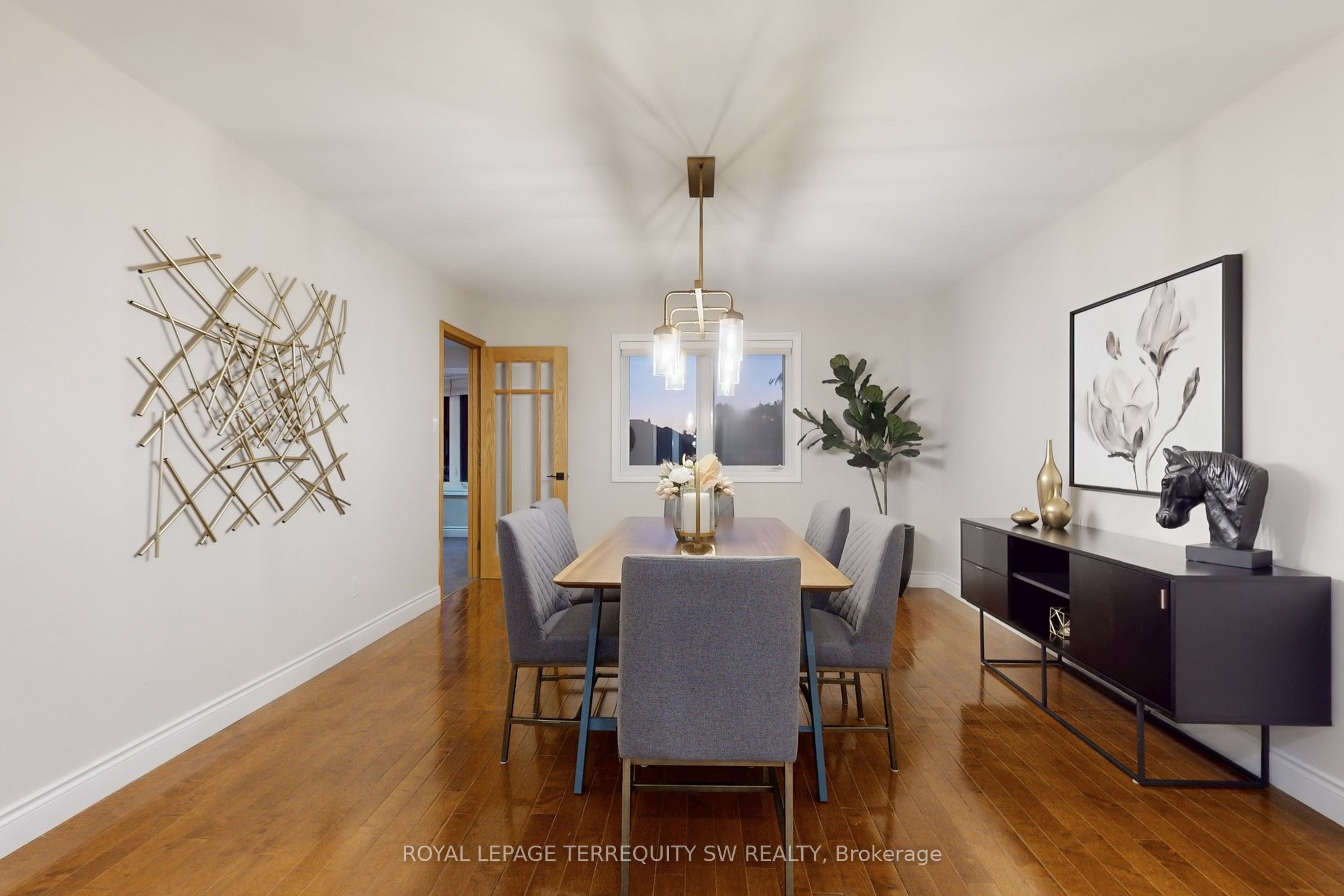 8 Chalmers Court Property Photo 5