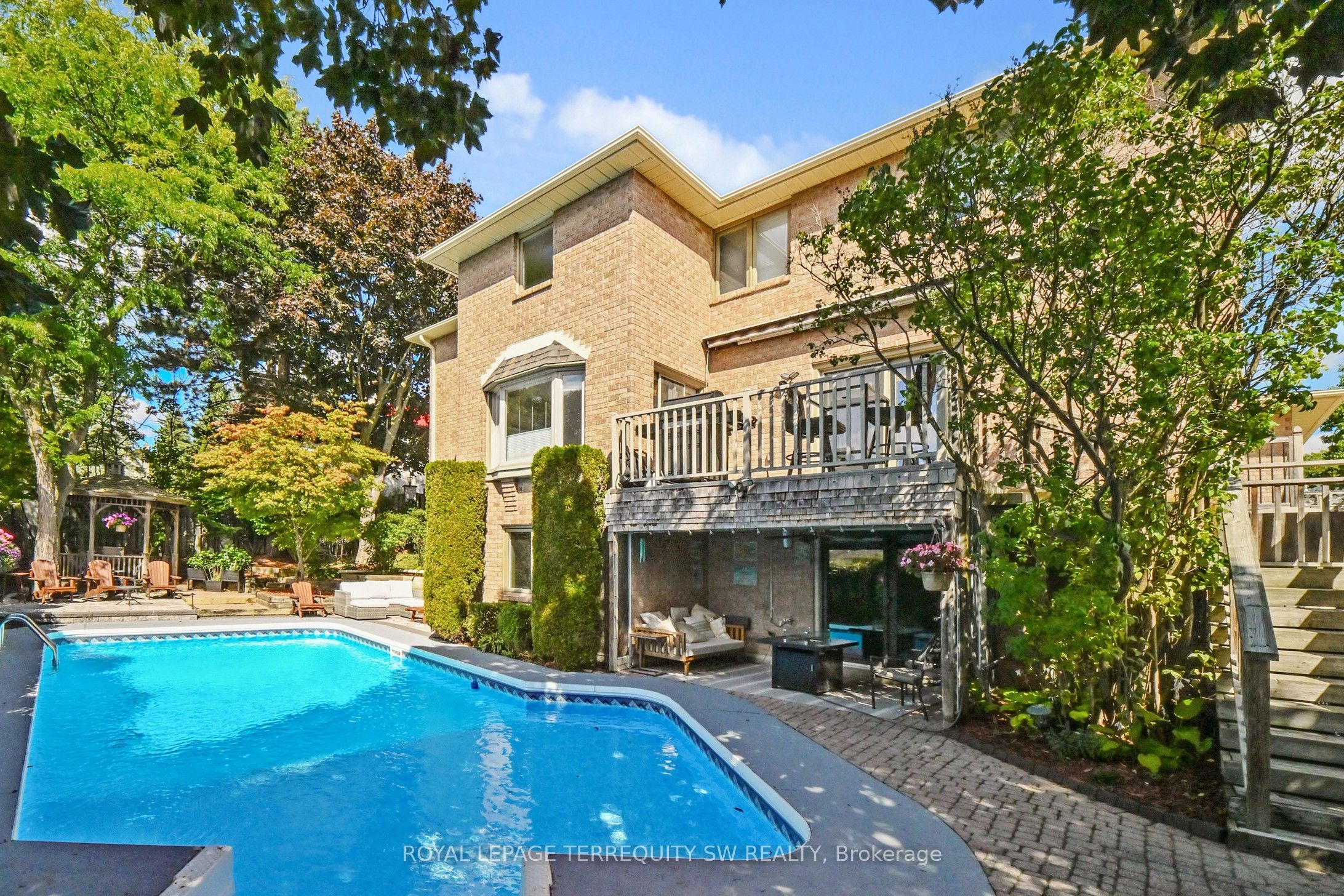 8 Chalmers Court Property Photo 33