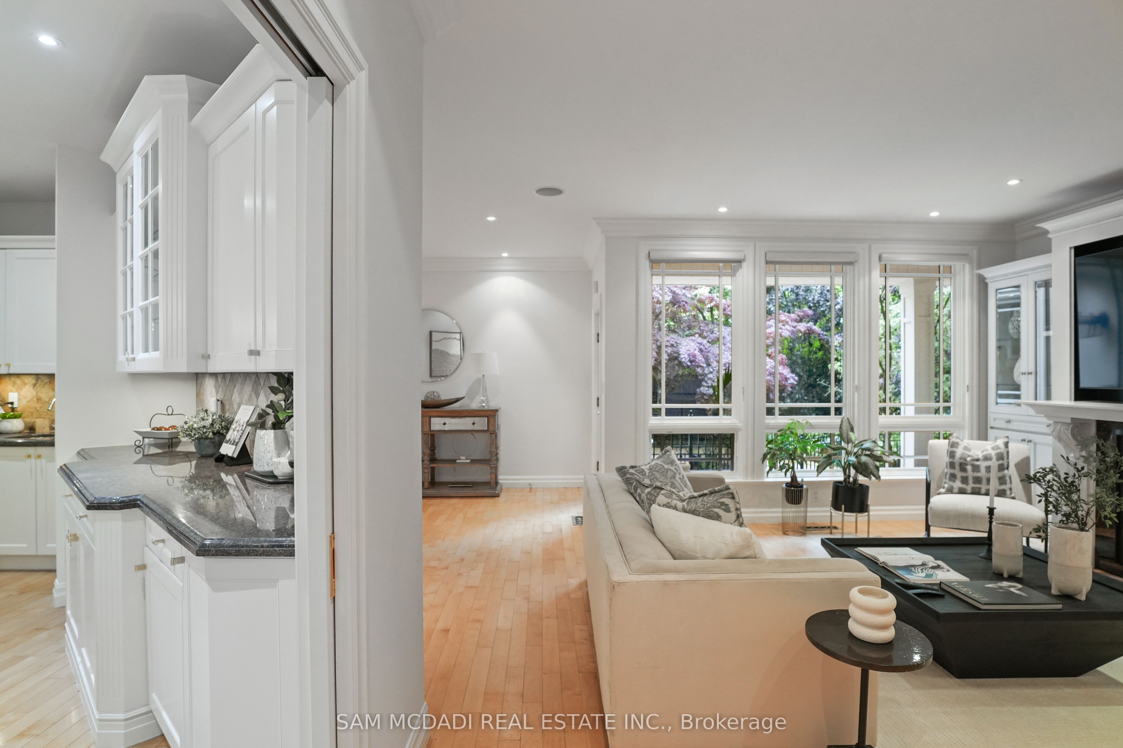 1382 Aldo Drive Property Photo 11