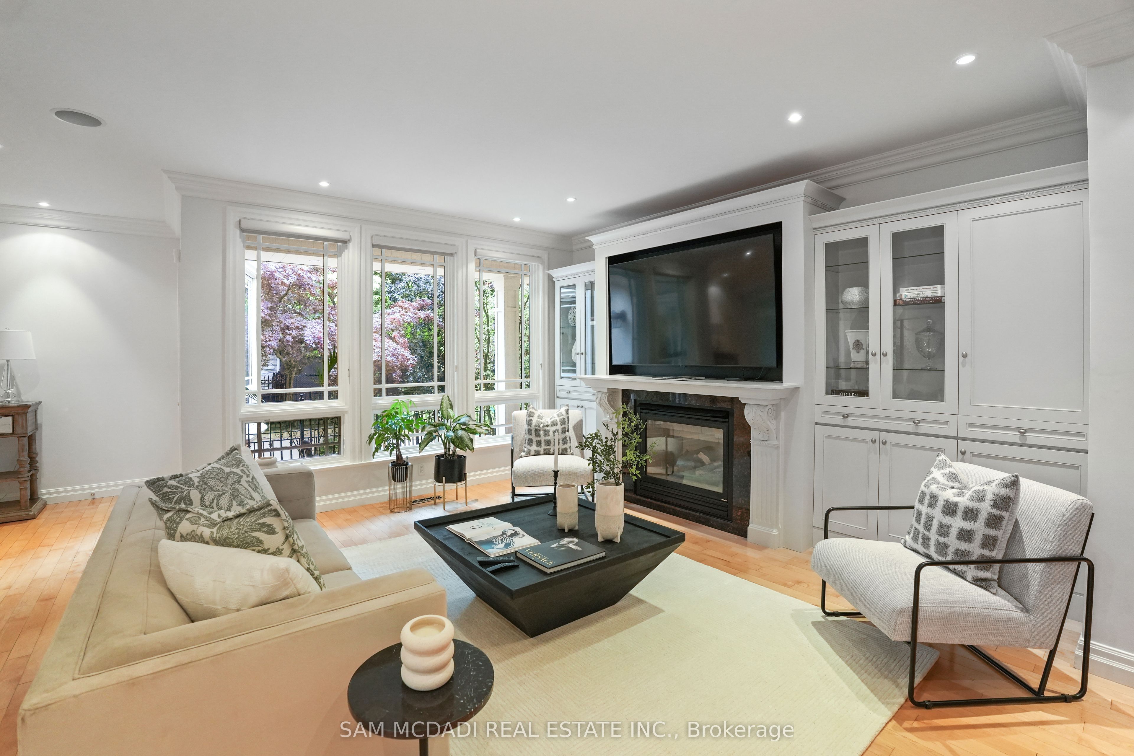 1382 Aldo Drive Property Photo 12