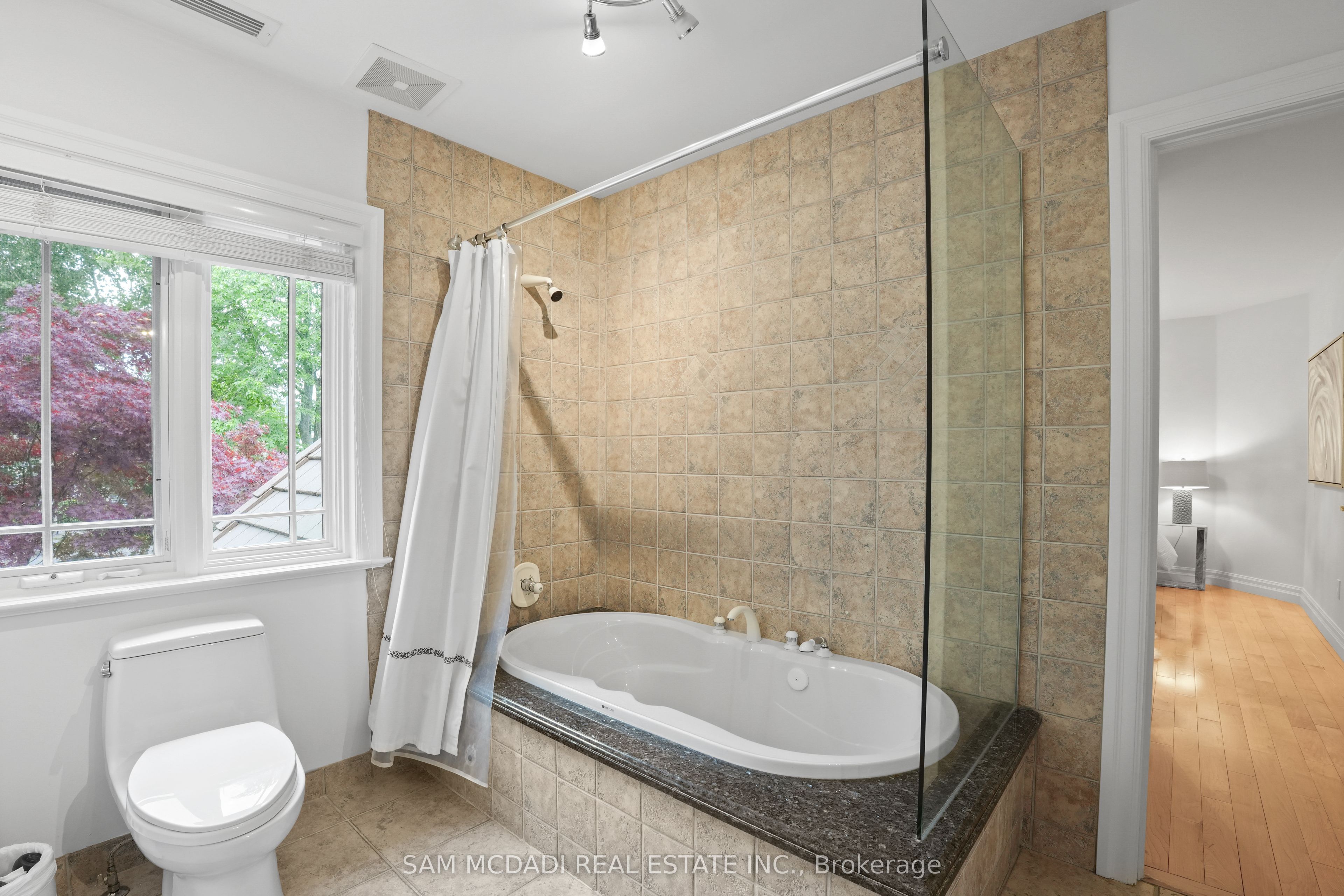 1382 Aldo Drive Property Photo 32
