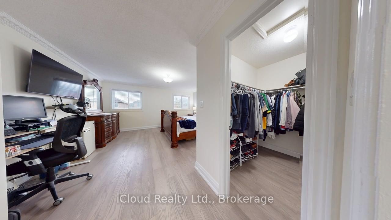 71 Tufton Crescent Property Photo 11
