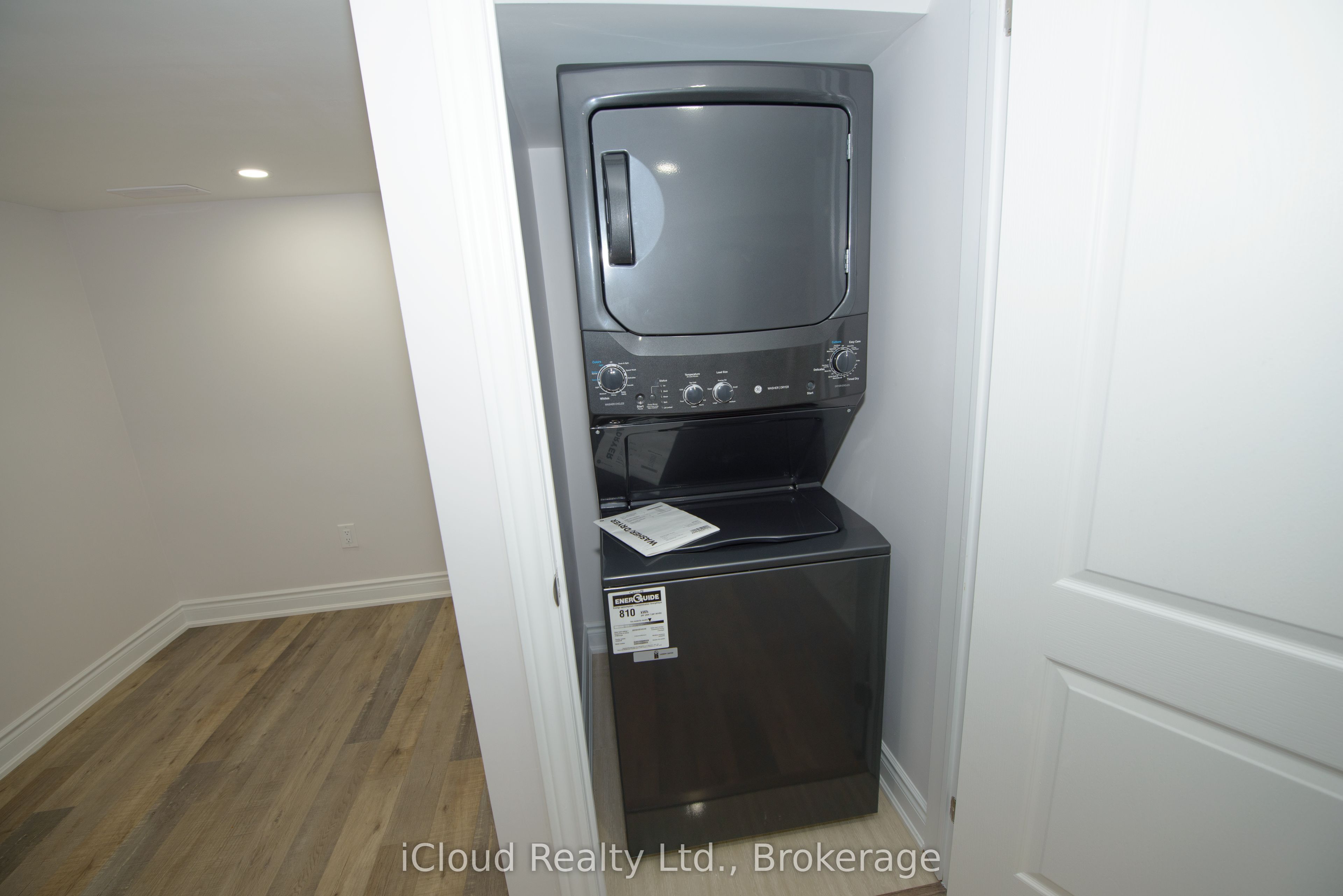 71 Tufton Crescent Property Photo 22