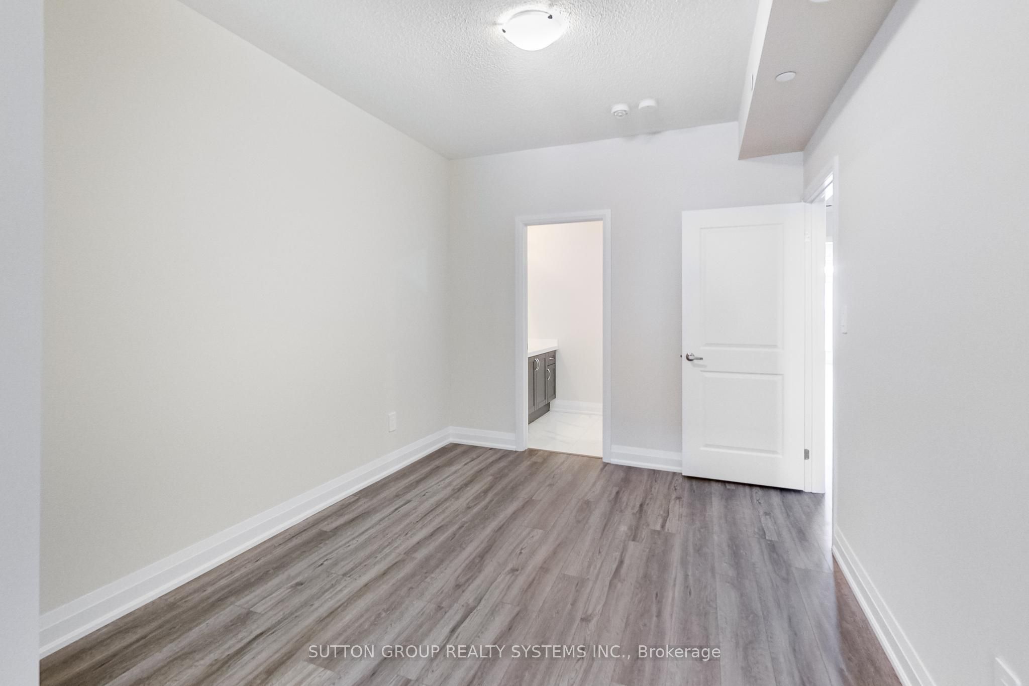 1585 Rose Way 125 Property Photo 25