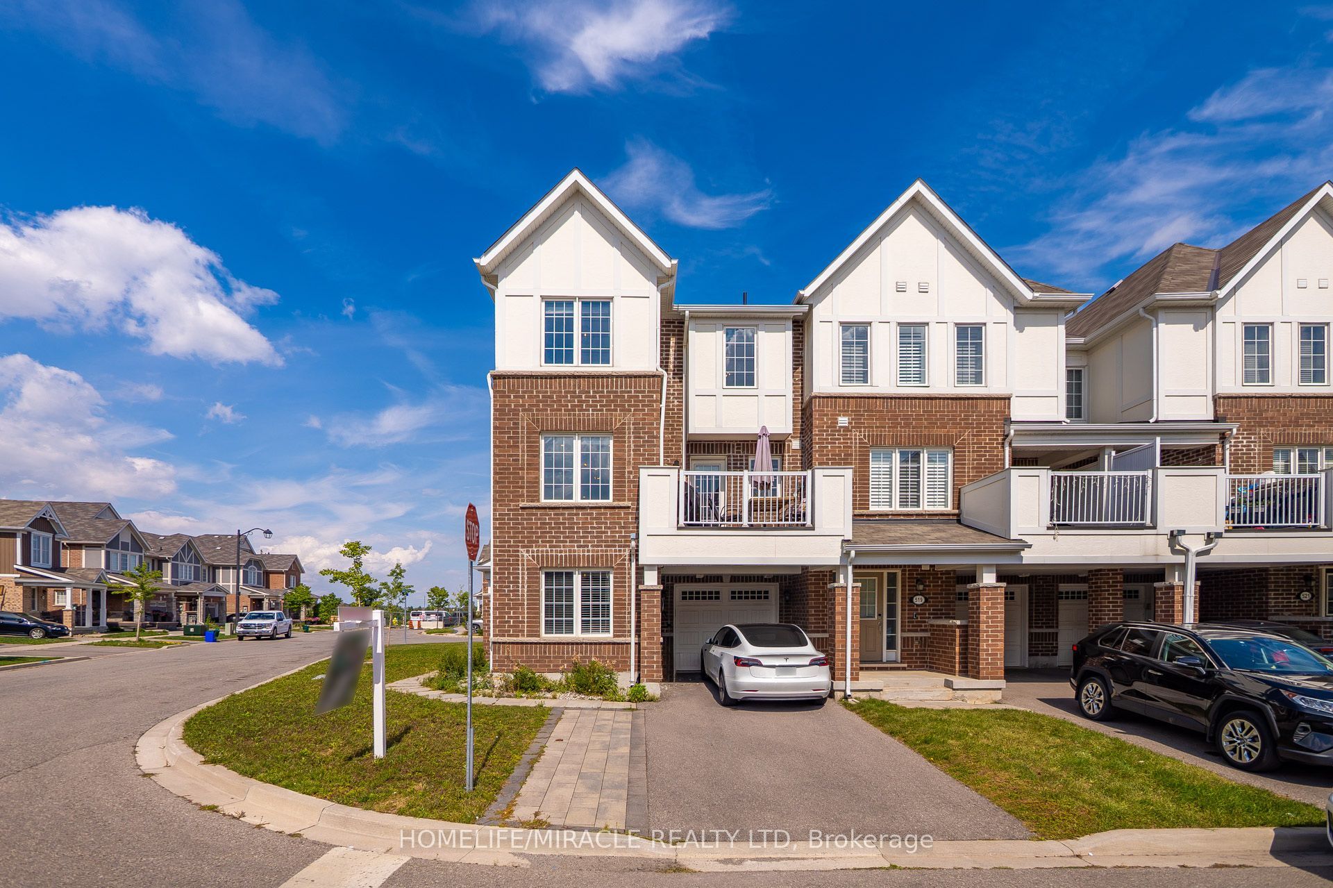 517 Allport Gate