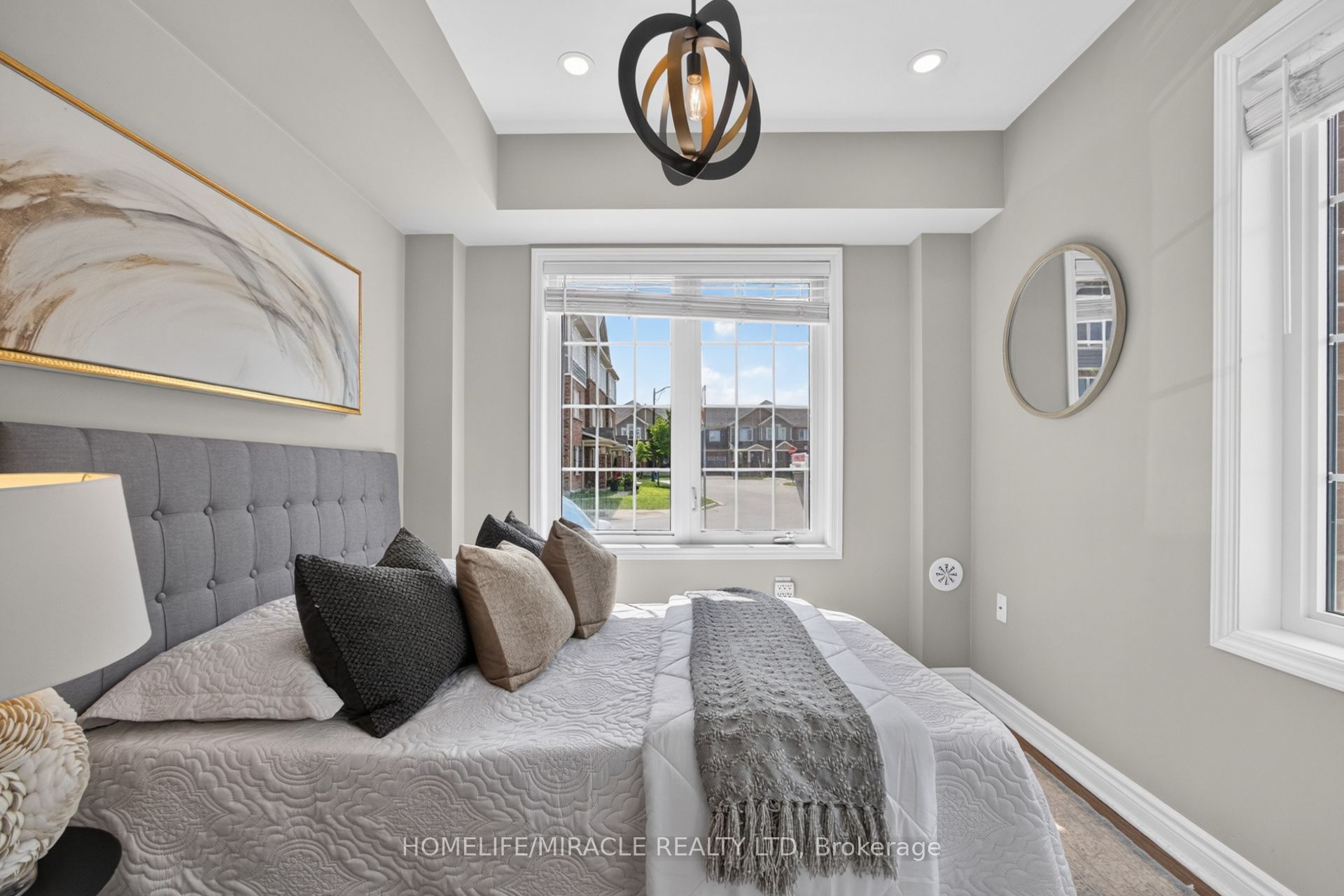 517 Allport Gate Property Photo 6