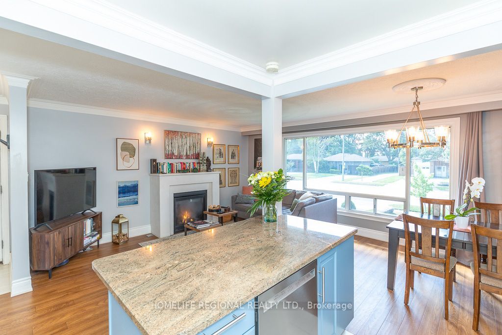 128 The Westway Property Photo 3