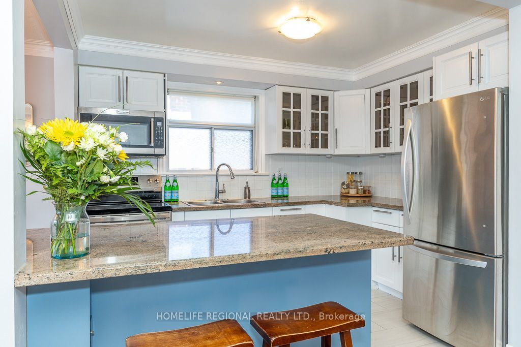 128 The Westway Property Photo 11