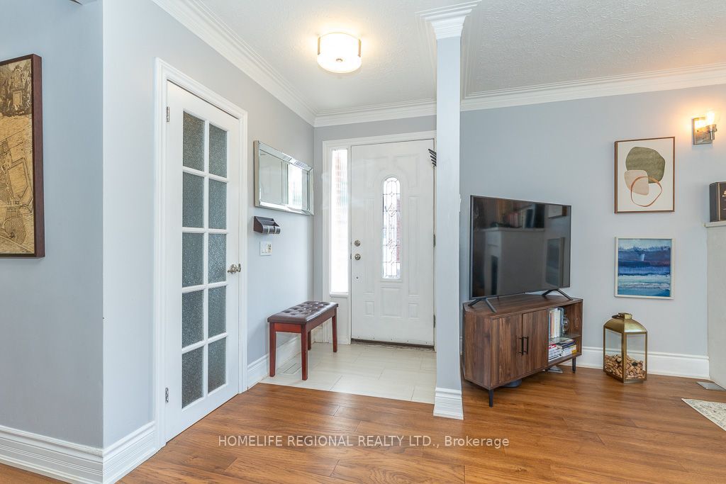 128 The Westway Property Photo 14