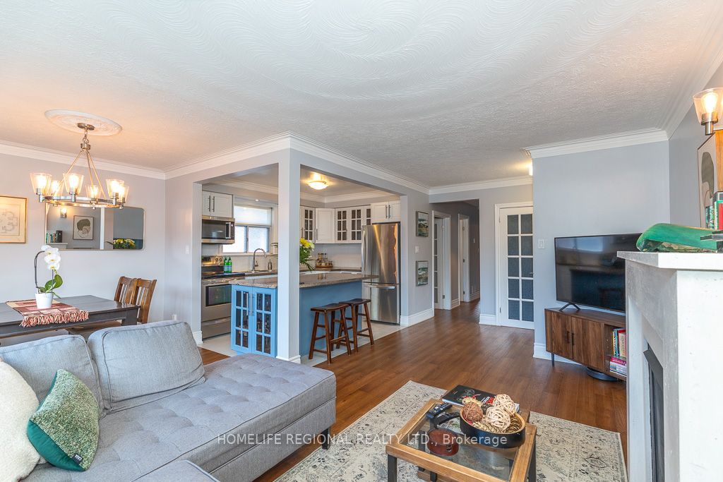 128 The Westway Property Photo 16