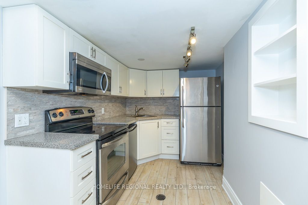 128 The Westway Property Photo 28
